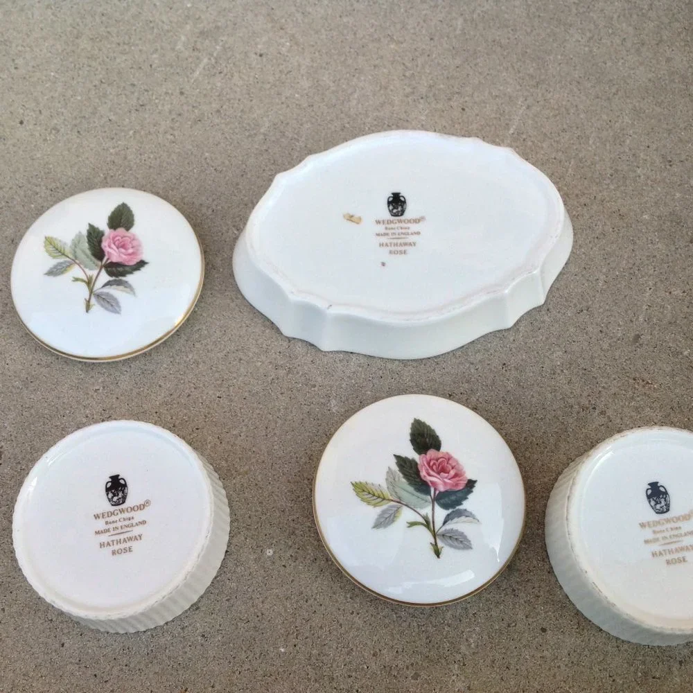 Wedgwood Bone China 3x Vanity Storage Hathaway Rose Pattern